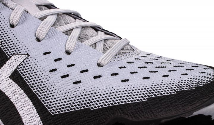 Asics Gel-Blade 6 Black / Silver